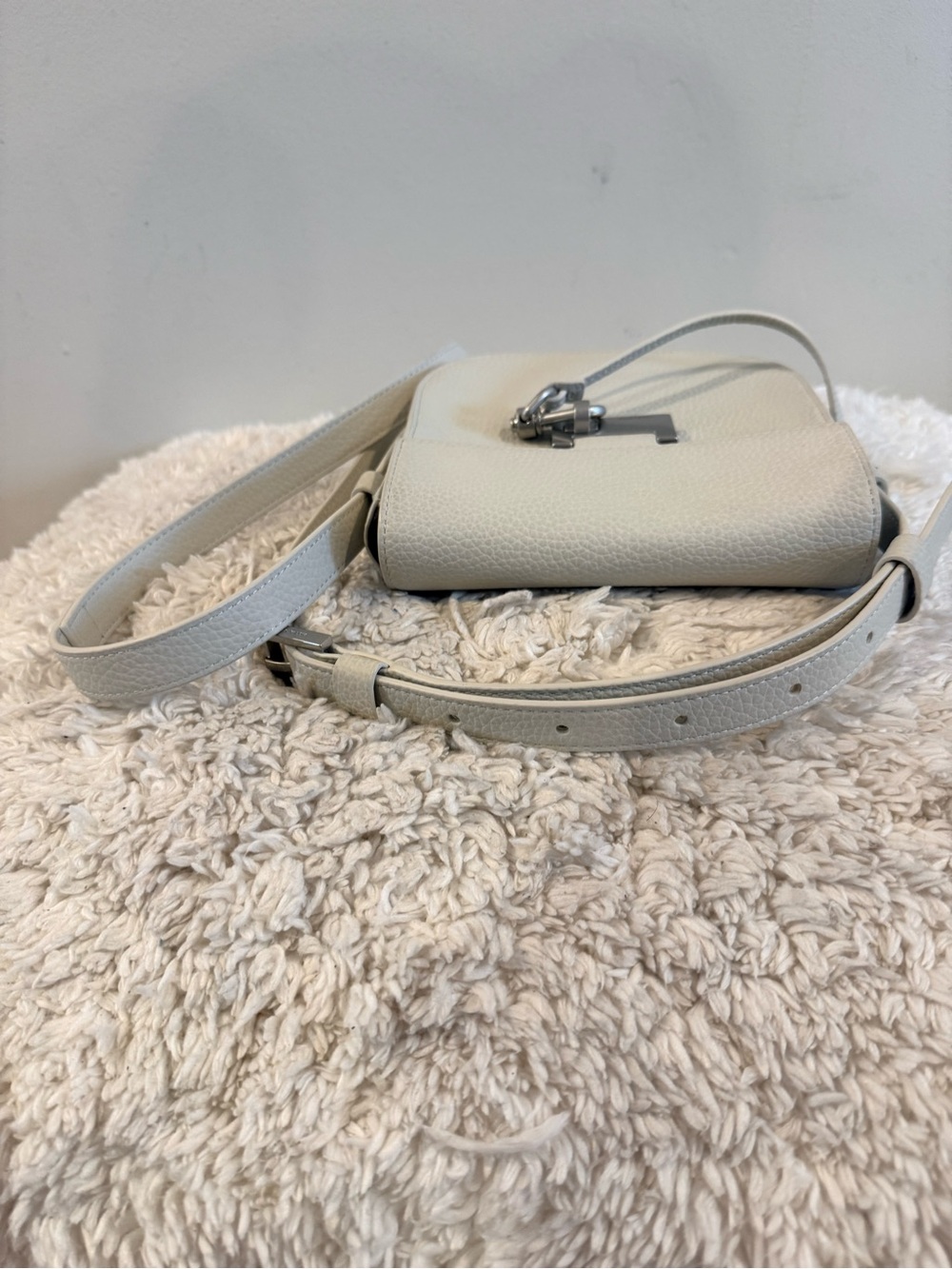 AllSaints Ida Crossbody White Pebbled Leather Bag - Picture 7 of 11